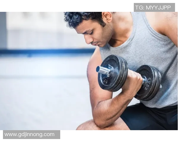 哑铃锻炼是否需要搭配走路来提升效果的深入探讨与分析